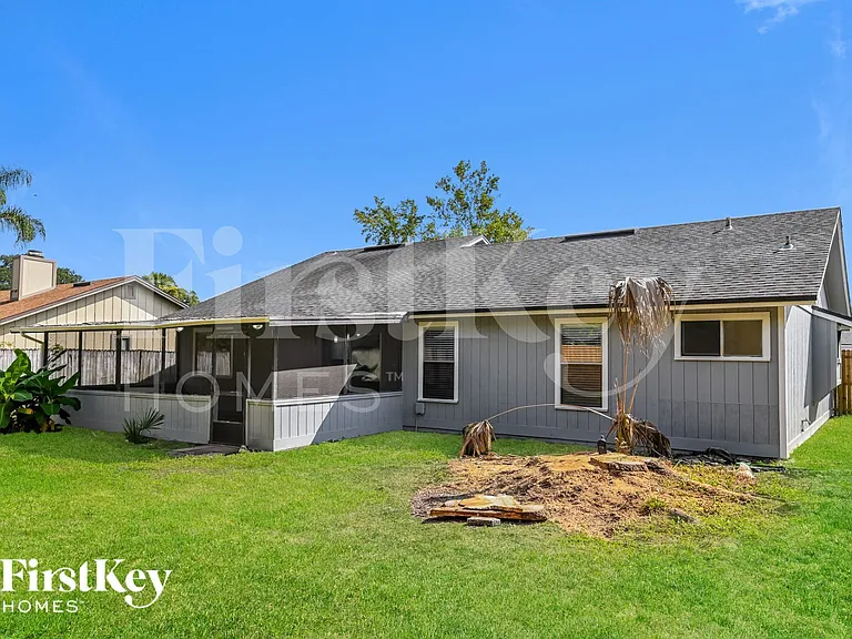 810 Aries Rd W — Photo 15