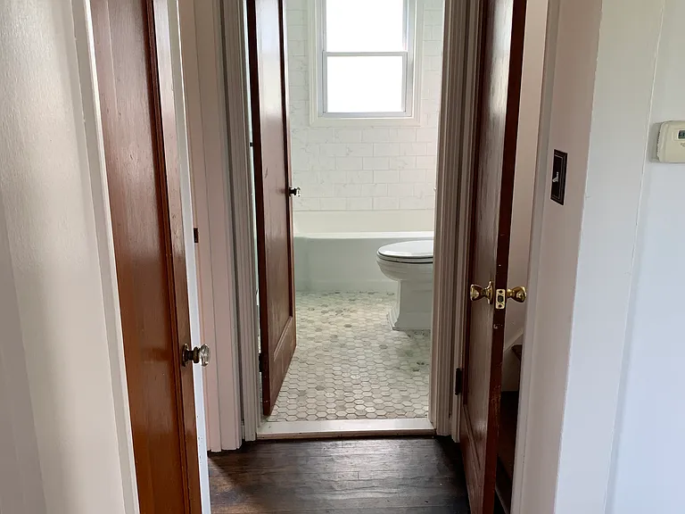 141 Homewood Ave — Photo 16