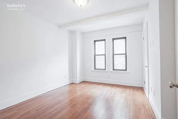 Sold by Sotheby's International Realty | media 7