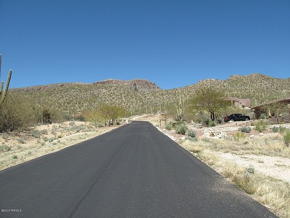 3rd image of 5486 N Sabino Highlands Pl