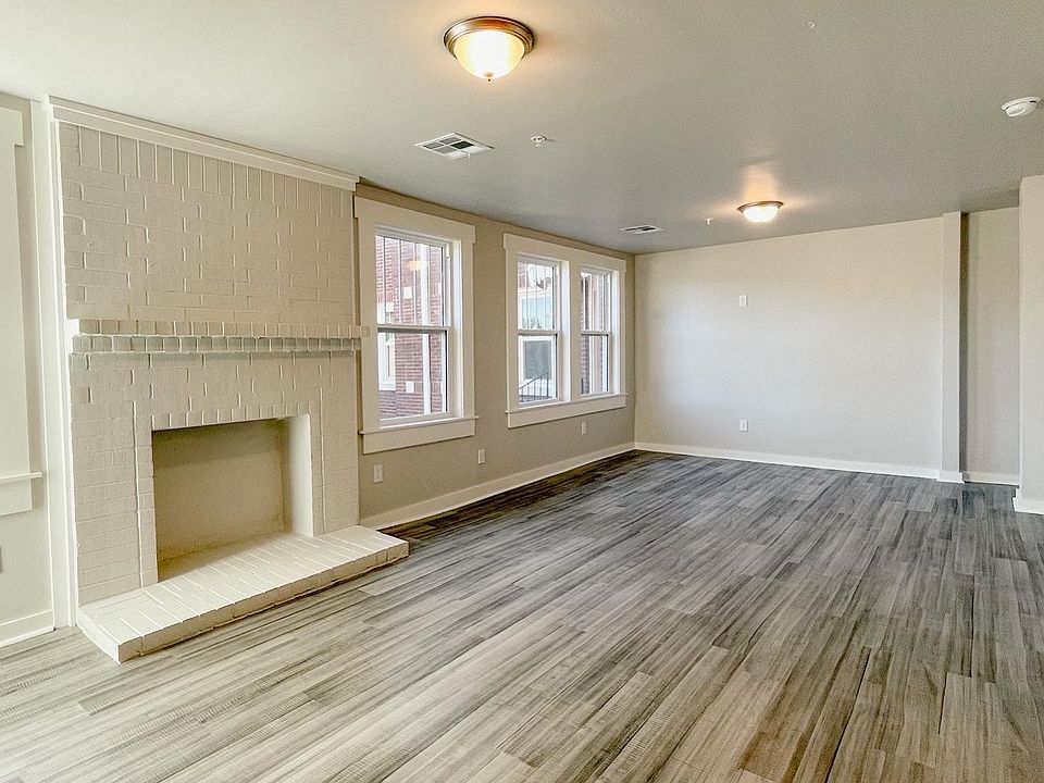 1st image of 727 Culbertson Dr APT 421