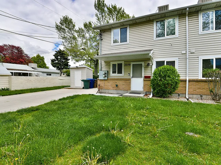 2270 S 700 E #2270 — Photo 1