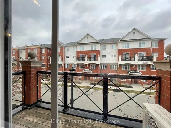 2460 Post Rd Unit 8, Oakville, ON L6H 0J2