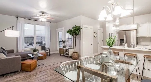 3 bed, 1265 sqft, $575 — Photo 3