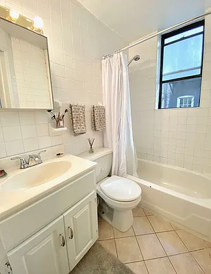 Rented by Compass | media 11