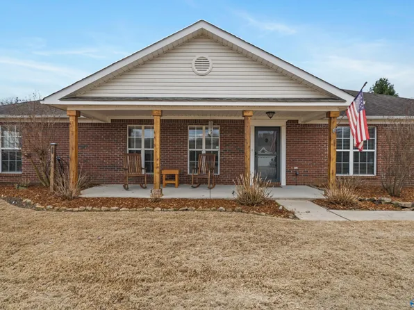 146 Crossing Blvd, Meridianville, AL 35759