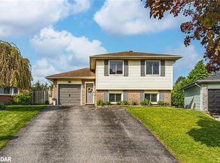 40 McConkey Pl, Barrie, ON L4N6H1