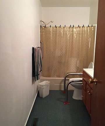 5th image of 1211 New York St
