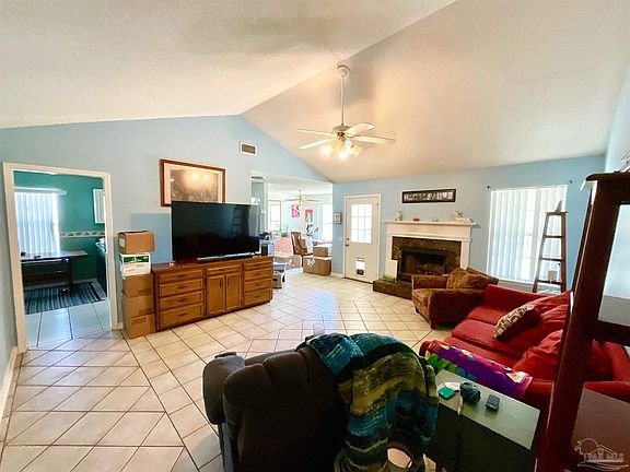 4th image of 2817 Windchester Dr