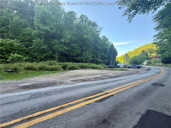 868 Bulger Rd, Alkol, WV 25501