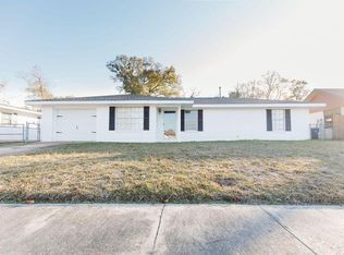 1134 Cook Dr, Deridder, LA 70634