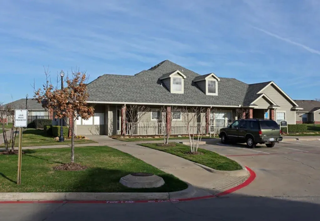 Grace Townhomes — Photo 1