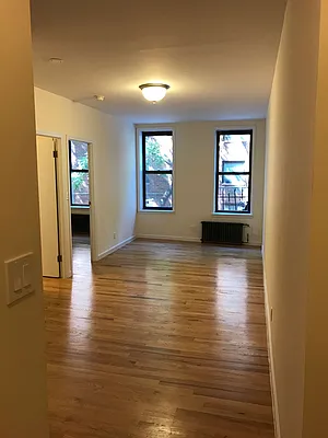 Rented by Waverly Realty Associates | media 6