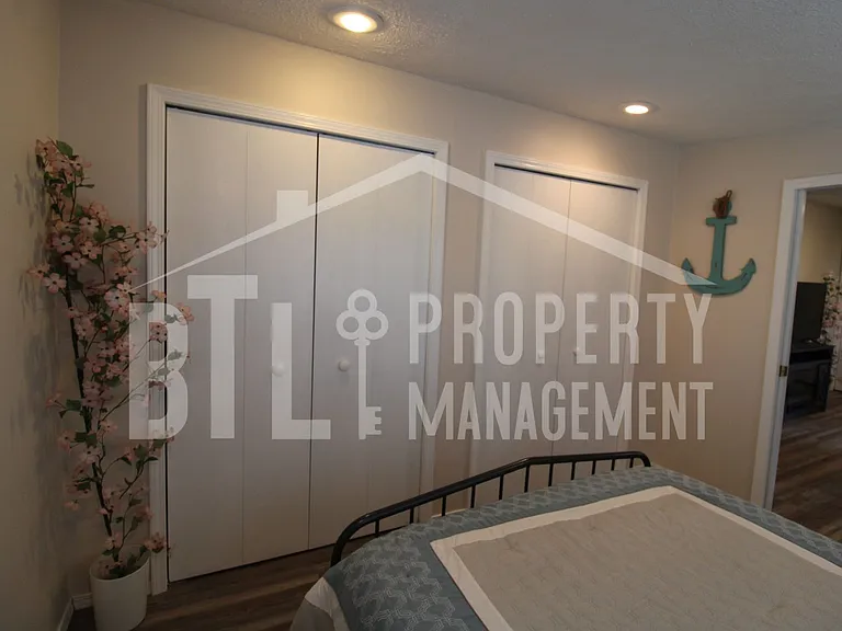 12 Lakehaven Dr — Photo 13
