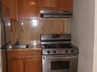 423 Lincoln Pl APT 3, Brooklyn, NY 11238
