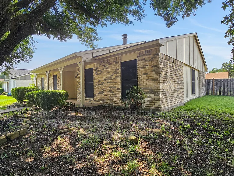 7009 Emory Oak Ln — Photo 16