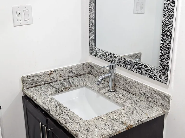 24 Spencer Dr #BASEMENT — Photo 3