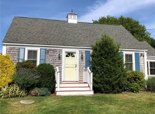 14 Leonard Bodwell Rd, Narragansett, RI 02882