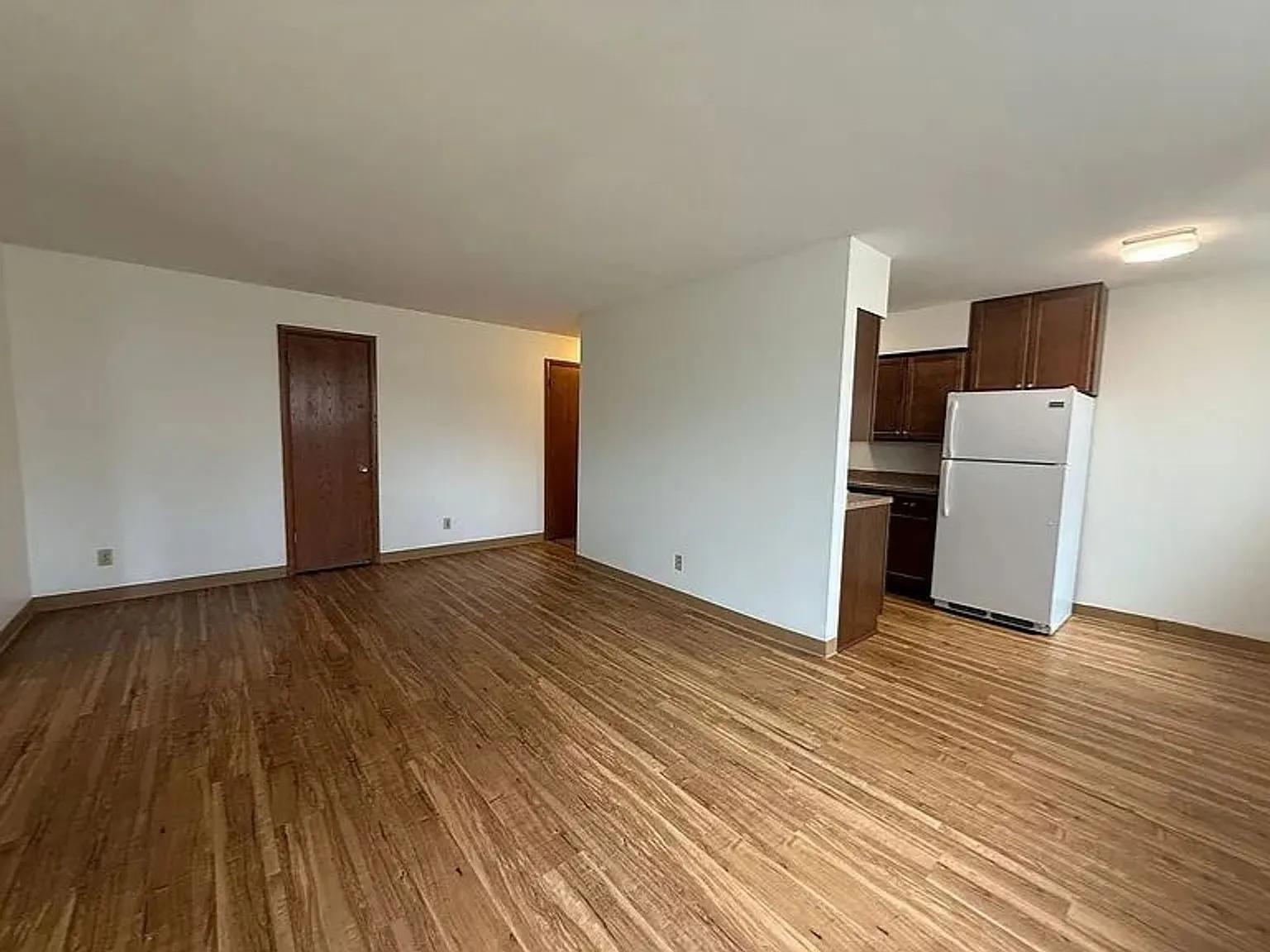Tria Apartments — Photo 2