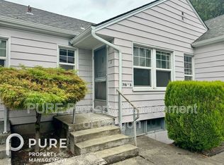 715 NE 20th Ave APT 3, Portland, OR 97232