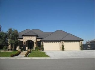 9360 Val Di Chiana Dr, Bakersfield, CA