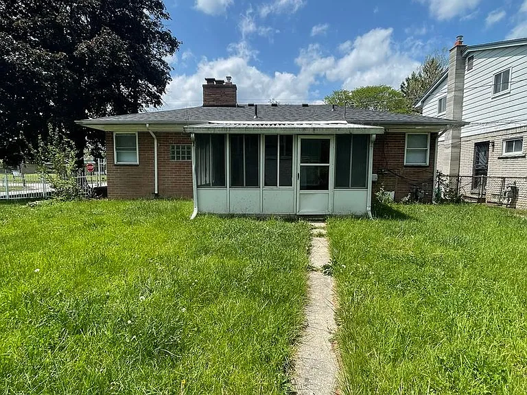 19800 Berg Rd — Photo 10