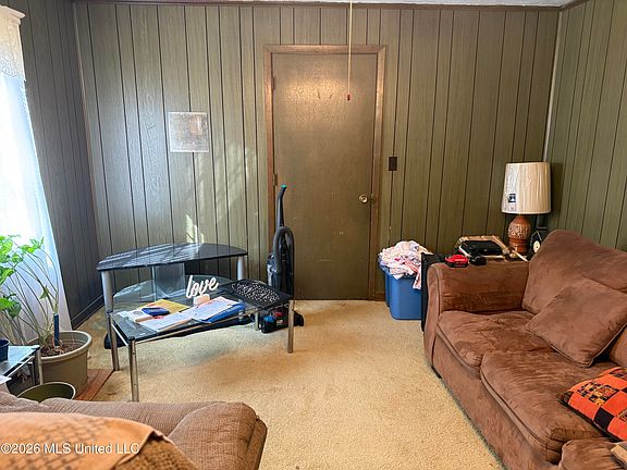 4th image of 4238 Sagamore St