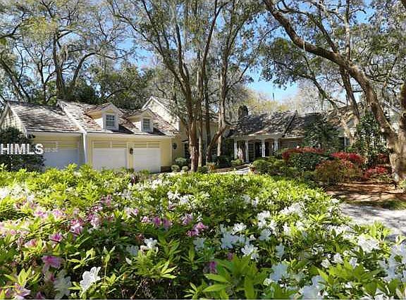 2nd image of 40 Spanish Pointe Dr