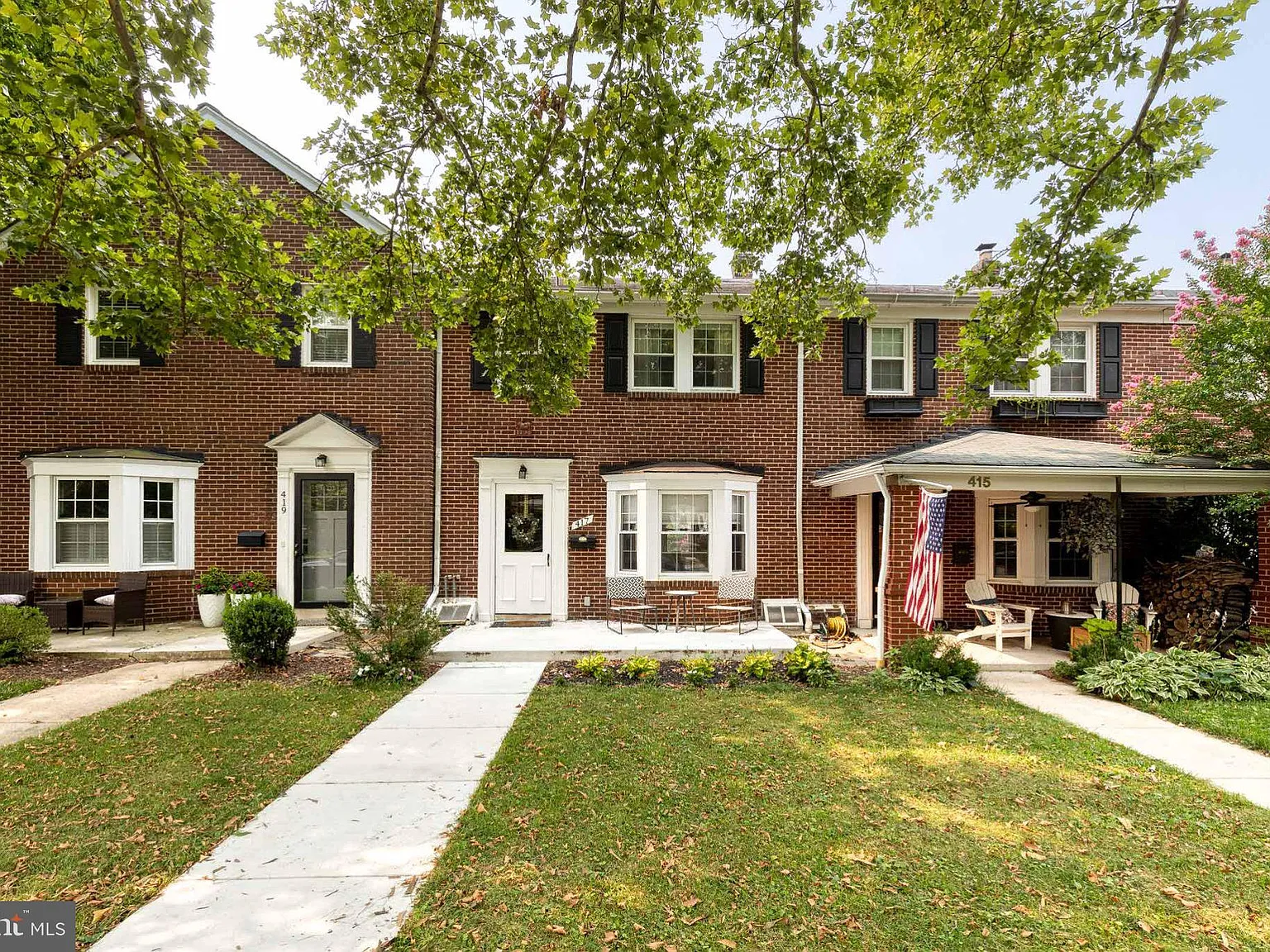 3 bed, 2.0 bath, 1515 sqft, $2,950 — Photo 3
