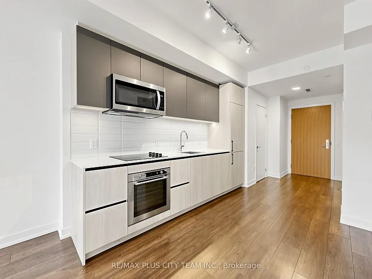 150 Logan Ave #622 — Photo 8