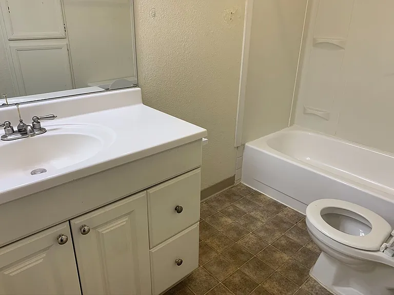 2169 Kietzke Ln #G — Photo 10