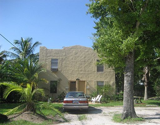 1st image of 2135 18th St