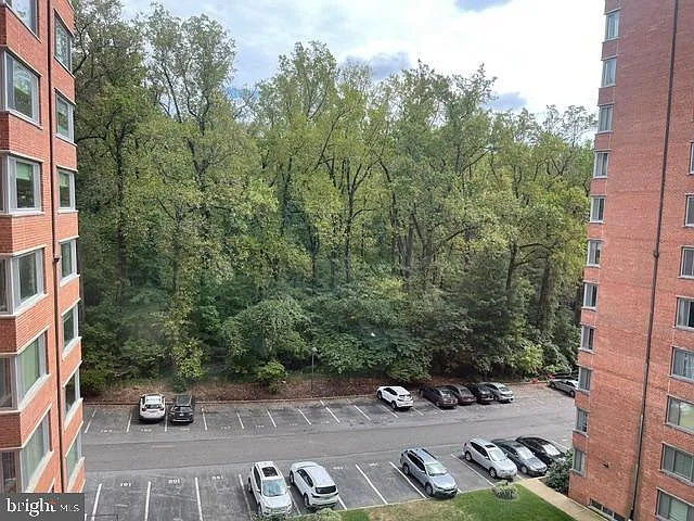 4200 Cathedral Ave NW #708 — Photo 9
