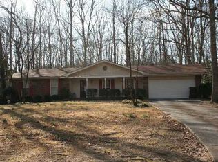 645 Teague Dr NW, Kennesaw, GA 30152