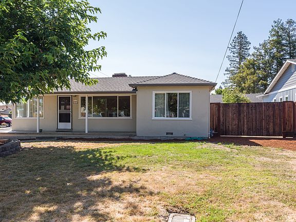 2nd image of 1901 Vera Ave