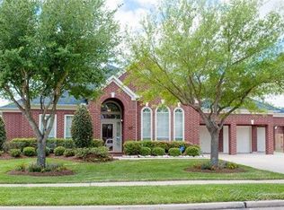 3919 Lake Hawkins Ln, Richmond, TX 77406