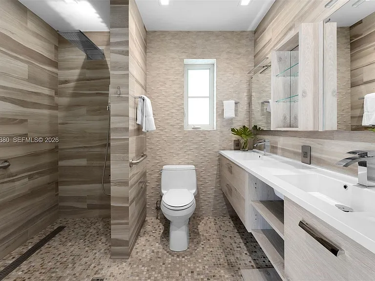 2887 Pine Tree Dr — Photo 15