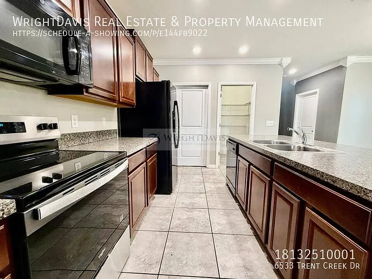 6533 Trent Creek Dr — Photo 10