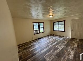 1230 E Olive St, Decatur, IL 62526