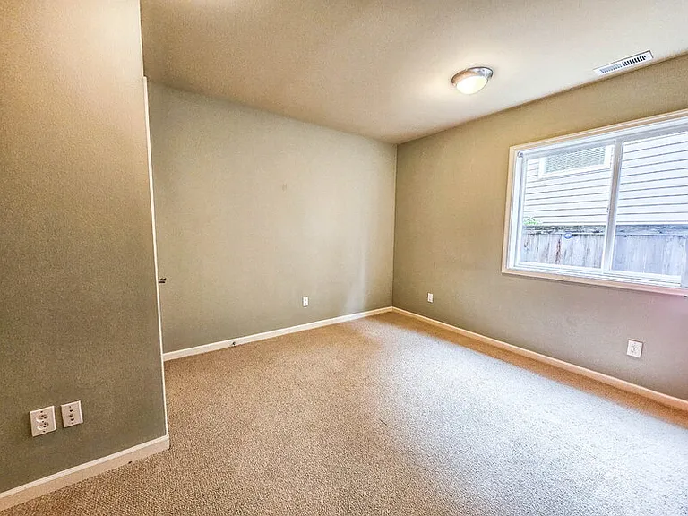 20208 83rd Pl NE — Photo 34