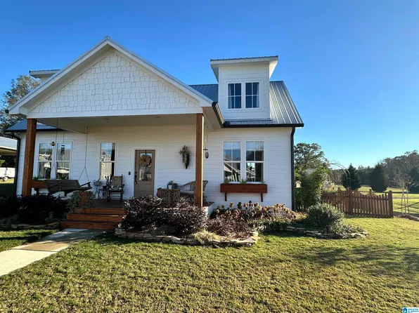 211 Ambleside Dr, Lincoln, AL 35096