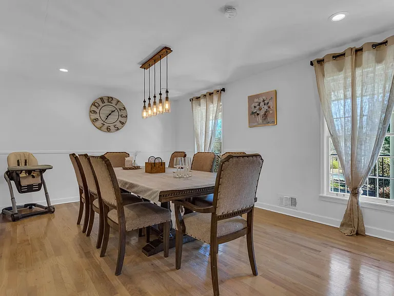 2688 Fleur De Lis Pl — Photo 20