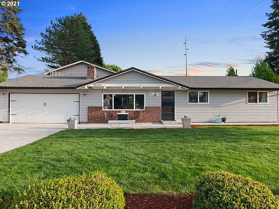3rd image of 10705 NE 80th St