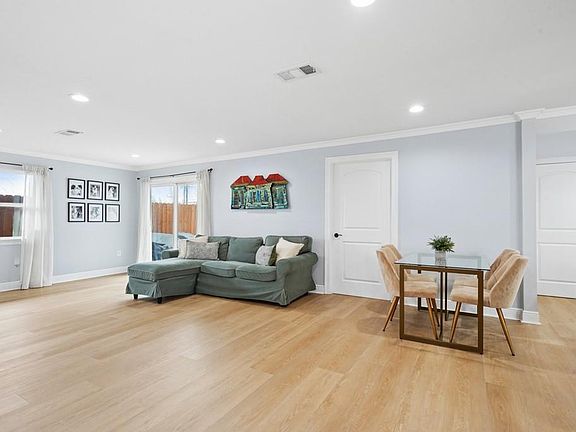 4th image of 2133 Generes Dr