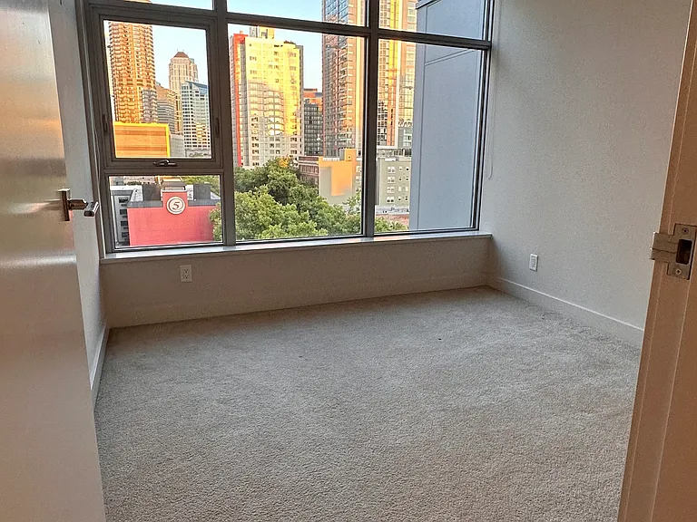 588 Bell St #809S — Photo 18