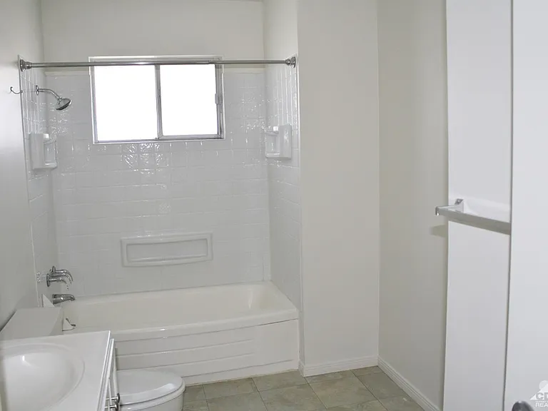 77605 California Dr — Photo 13