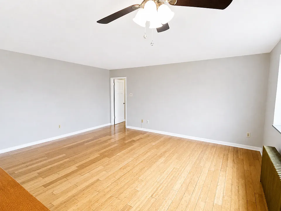 2-Bed/1-Bath Available Now