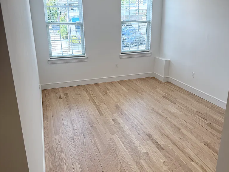 323 Union Blvd #3I — Photo 10