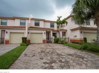 15236 Summit Place Cir, Naples, FL 34119