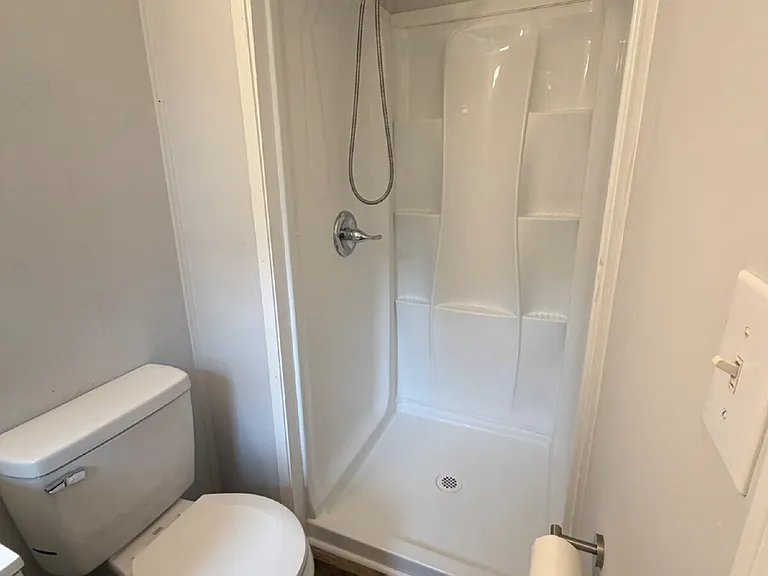 726 Lafayette Rd — Photo 16